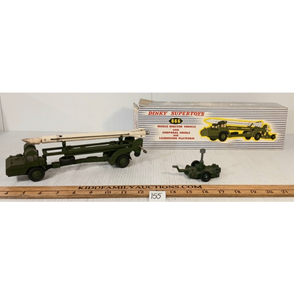 DINKY SUPERTOYS 666 - DIECAST MISSILE ERECTOR VEHICLE