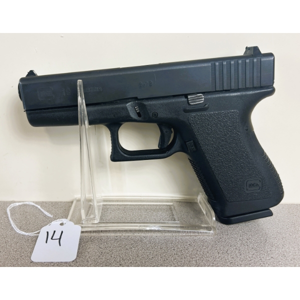 GLOCK 19 IN 9X19 - PROHIB