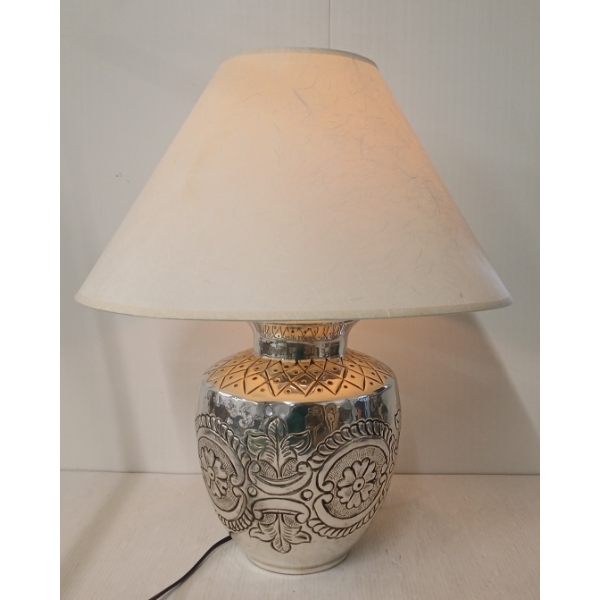 SILVER TONE FLORAL VASE BASE LAMP