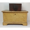 Image 2 : LOT OF 2 - KEEPSAKE & TRINKET CHESTS
