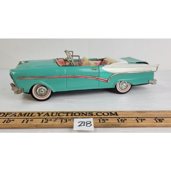 BANDAI TIN FRICTION CRUISER CAR