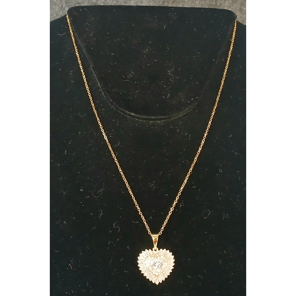 14K GOLD PLATED HEART CUT SIMULATED DIAMOND HALO NECKLACE