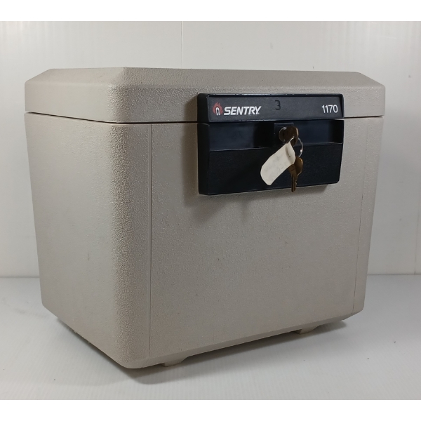 SENTRYSAFE MODEL 1170 FIREPROOF FILE CABINET W/ KEY