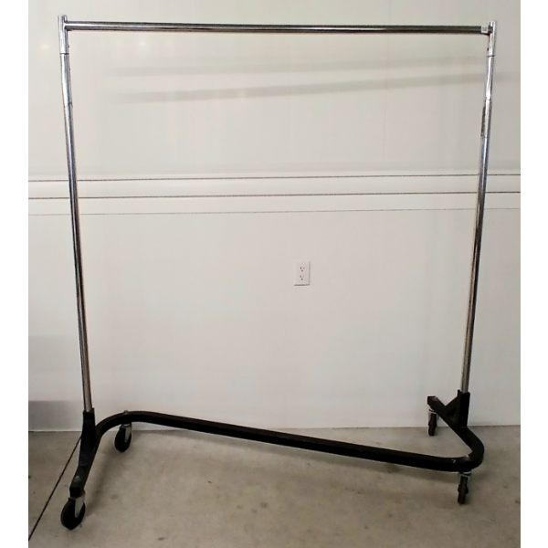 ROLLING CLOTHES RACK