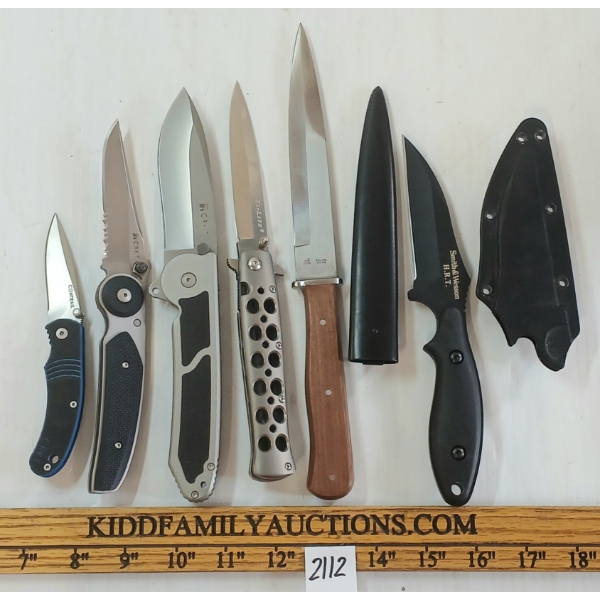 LOT OF 6 - ASSORTED FOLDING & FIXED BLADE KNIVES