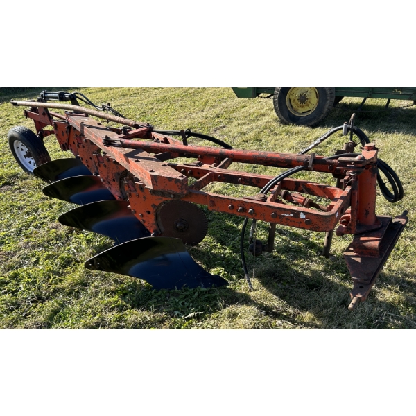 CASE 414 MODEL 4 FURROW PLOW - SEMI MOUNT