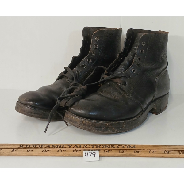 PAIR OF WWII BRIT/CDN LACE UP COMBAT BOOTS W/ LEATHER SOLES & STEEL INSERTS