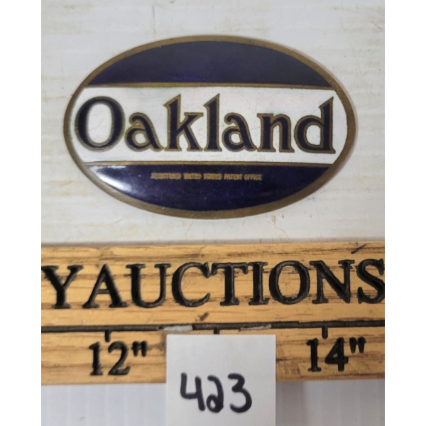OAKLAND RAD BADGE