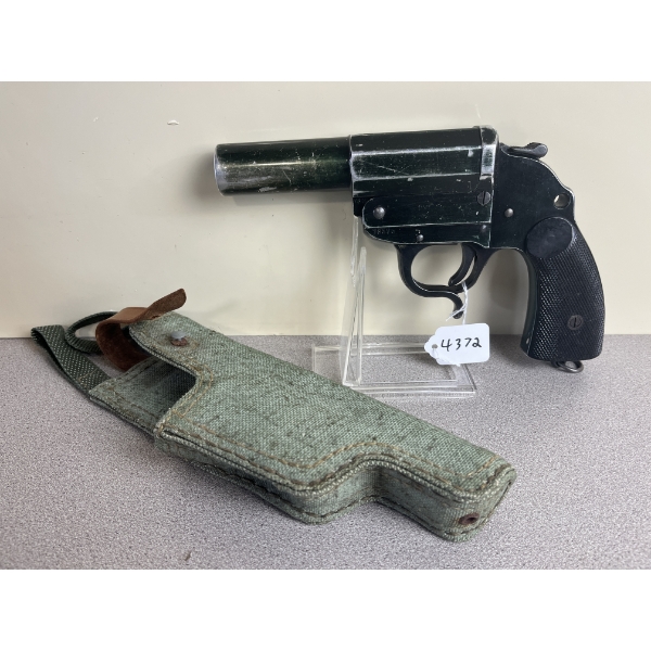 GERMAN FLARE GUN IN APPROX 26MM FLAARE - NO PAL REQUIRED 