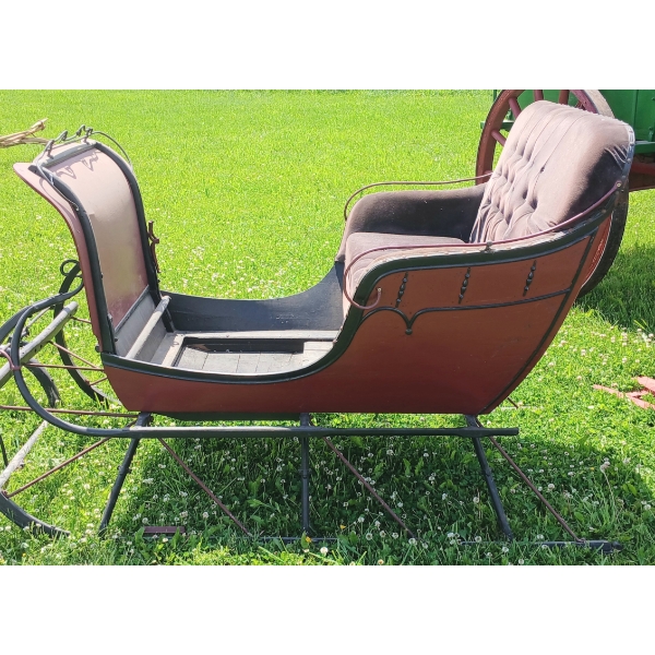 CUTTER SLEIGH - MFG MOUNT FOREST CARRIAGE CO