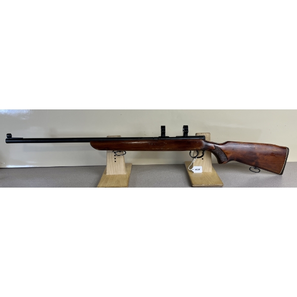 TOZ MODEL 8-01 TARGET RIFLE IN .22 LR