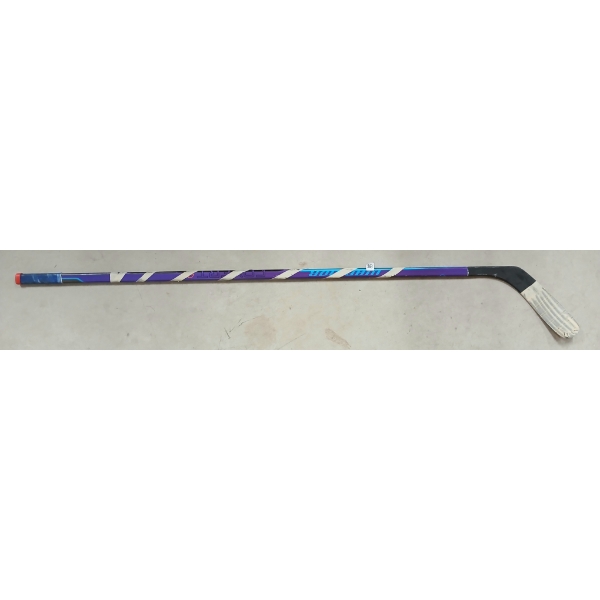 DUSTIN BYFUGLIEN GAME USED WARRIOR COVERT HOCKEY STICK