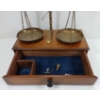 Image 2 : DEGRAVE & CO. LONDON APOTHECARY SCALE W/ BASE