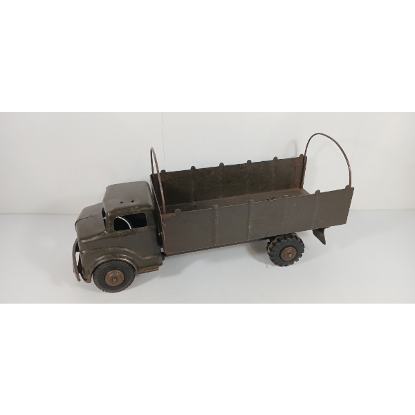 MARX LUMAR PRESSED STEEL ARMY TRUCK