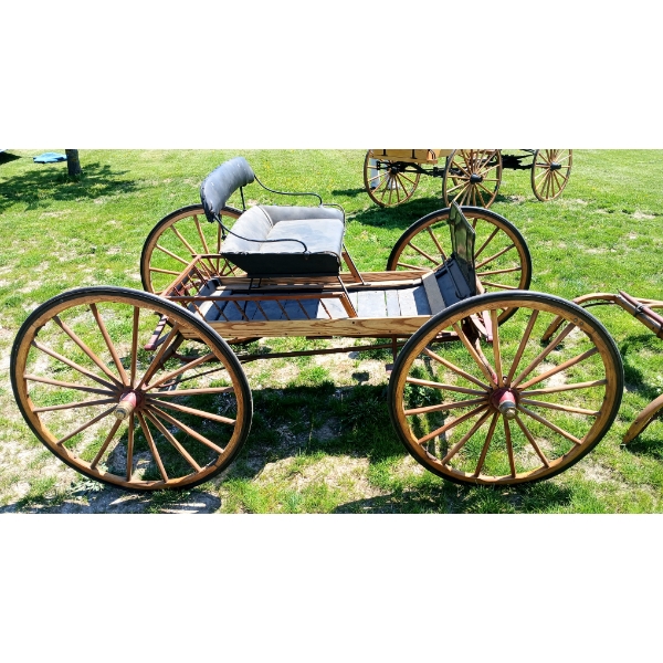 WILLIAM GRAY & SONS HORSE DRAWN BUGGY W/ SHAFTS