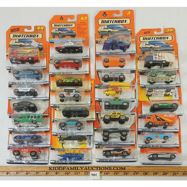 LOT OF 30 - MATCHBOX - '55 CHEVY CONVERTIBLE, STREET STREAK, VOLVO C.T., ETC