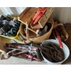 Image 4 : JOB LOT - MISC HARDWARE, SOLAR LIGHTS, HAND TOOLS