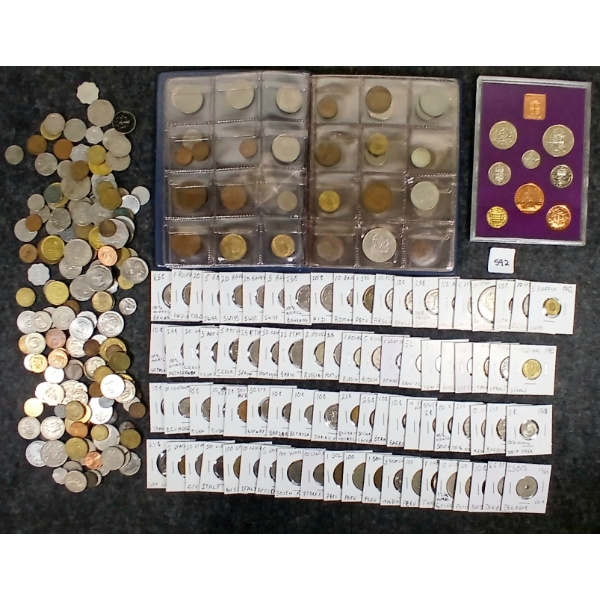 QTY OF WORLD COINS - DENMARK, PERU, SOUTH KOREAN, ETC