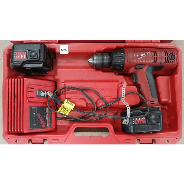 MILWAUKEE CORDLESS DRILL SET