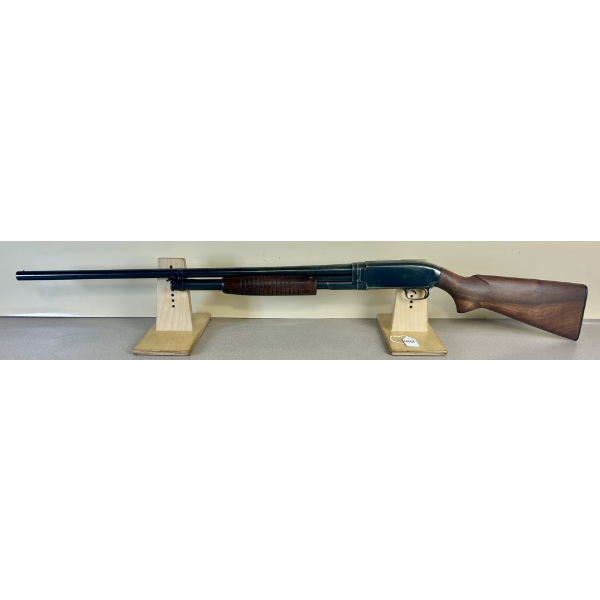 WINCHESTER MODEL 12 IN 12 GA