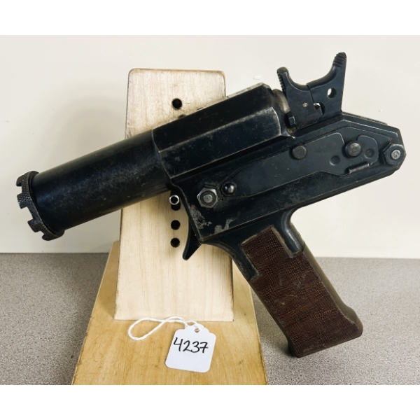 ACCLES & SHELVOKE CASH CAPTIVE BOLT PISTOL IN .22 BLANK - NO PAL REQUIRED 