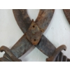 Image 3 : LOT OF 2 - CROSSED SWORDS WALL HANGINGS