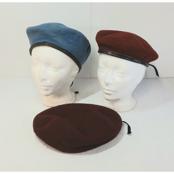 LOT OF 3 - MISC BERETS - INCL FRENCH