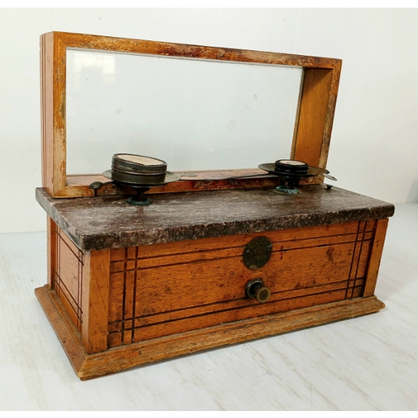 HENRY TROEMNER PHARMACEUTICAL BALANCE SCALE - MARBLE TABLE TOP