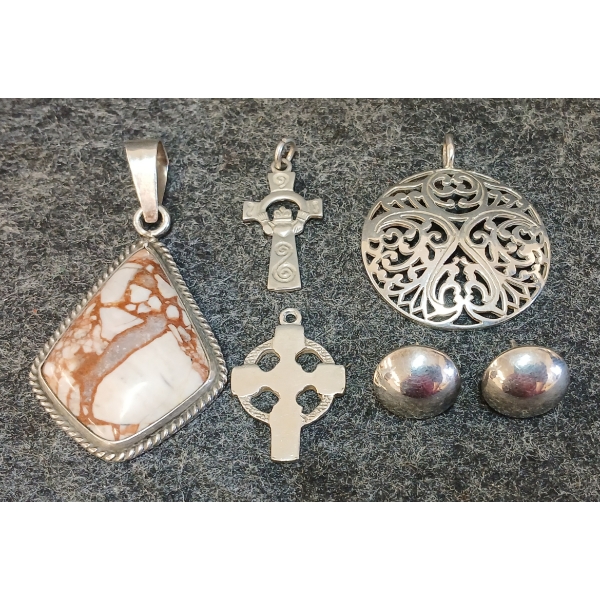 LOT OF 5 - STERLING SILVER CELTIC PENDANTS, TORQUOISE PENDANT & BUTTON EARRINGS