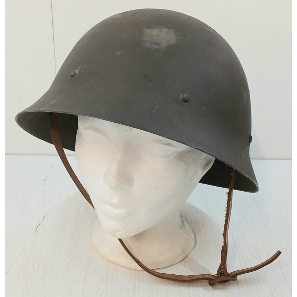 SWEDISH M26 HELMET W/ LINER