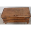 Image 6 : RUSTIC STORAGE TRUNK