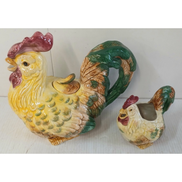 LOT OF 2 - 1986 FITZ & FLOYD ROOSTER TEAPOT & CREAMER