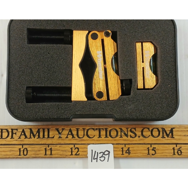 WHEELER PROFESSIONAL RETICLE LEVELING SYSTEM