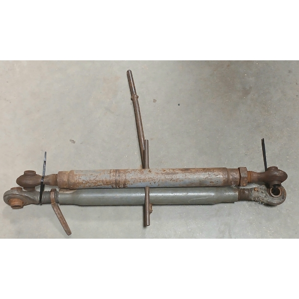 LOT OF 2 - TRACTOR TOP LINKS