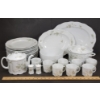 Image 1 : CLASSIC ROSE - ROSENTHAL CHINA 12 PLACE DINNER SET