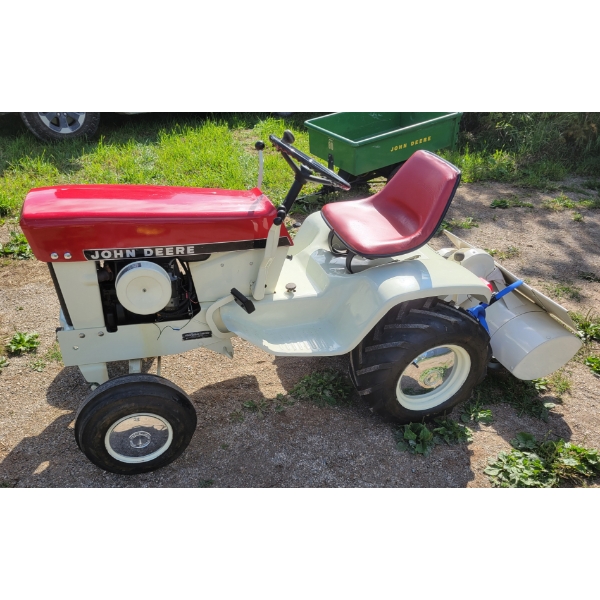 1970 JOHN DEERE RED PATIO SERIES 140 H3 LAWN TRACTOR