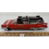 Image 4 : GM DIECAST 1959 CADILLAC SUPERIOR CHICAGO FIRE DEPARTMENT AMBULANCE MODEL
