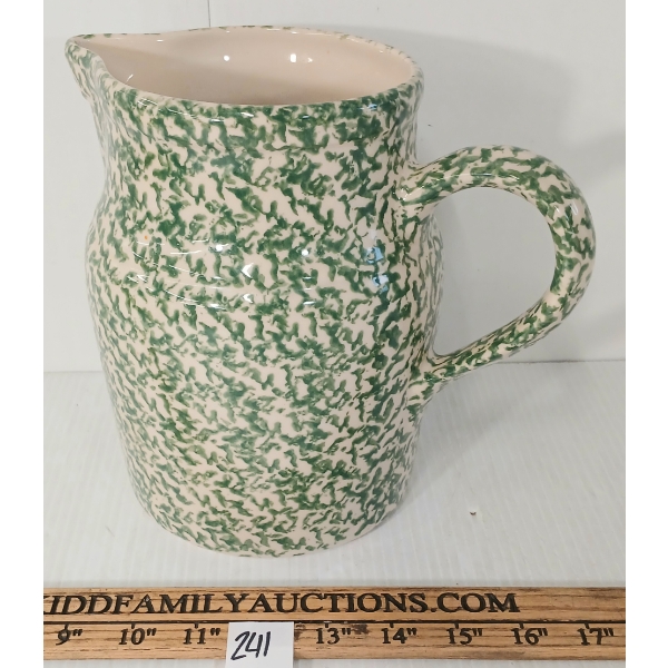 GERALD HENN ROSEVILLE GREEN SPONGEWARE POTTERY PITCHER