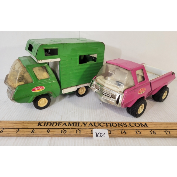 LOT OF 2 - TONKA PRESSED STEEL TRUCK & CAMPER VAN