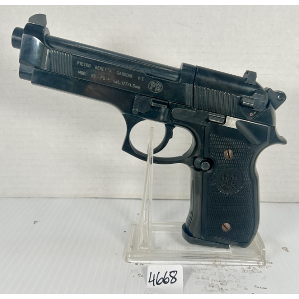 UMAREX / BERETTA 92 FS .177 CAL PELLET GUN - NO PAL REQD