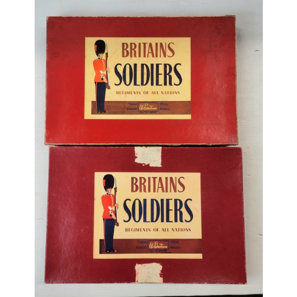 LOT OF 2 - BRITAINS SOLDIERS LEAD FIGURES - NO. 37 & 90 COLDSTREAM GUARDS BAND & GUARDS