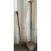 Image 1 : LOT OF 2 - GARDEN SHOVEL & AXE