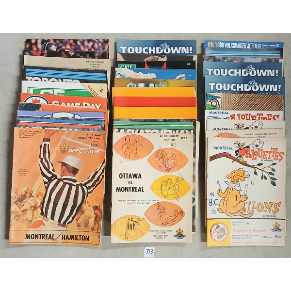 LOT OF 30 - CFL PROGRAMS & MAGAZINES