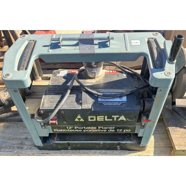DELTA 12 INCH PORTABLE PLANER