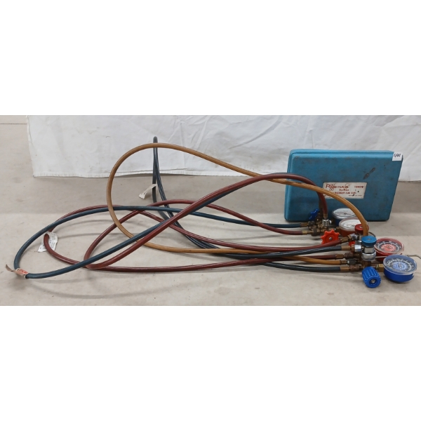 LOT OF 3 - ROBINAIR DUO-RANGE REFRIGERANT LEAK GUN & MANIFOLD GAUGES