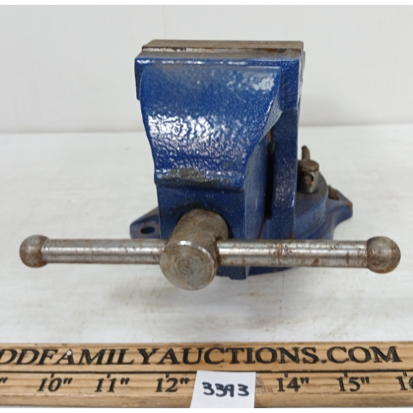 MASTERCRAFT BENCH VISE - 3IN