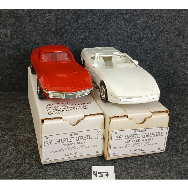 LOT OF 2 - ERTL AMT MODELS - INCL 1970 CHEVROLET CORVETTE LT-1 & 1991 CORVETTE CONVERTIBLE