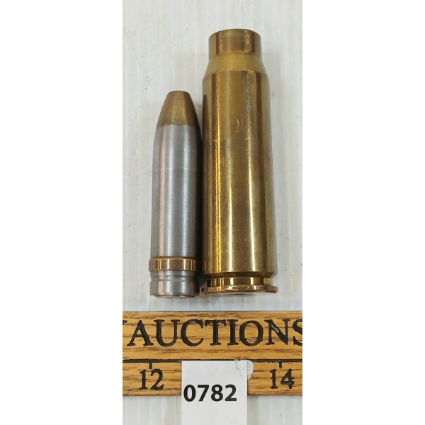 LOT OF 2 - 20 MM PROJECTILE & BRASS CASING