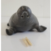 Image 7 : WALRUS BY JOHNNY KAVIK - STONE W/ IVORY