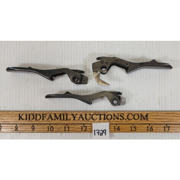 LOT OF 3 - SHOTGUN CARTRIDGE LIFTERS